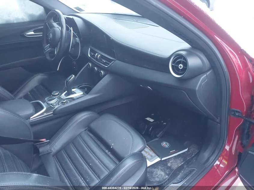 Alfa Romeo Giulia 2022 ALFA ROMEO GIULIA QUADRIFOGLIO RWD | Mobile.bg � ����������� 11