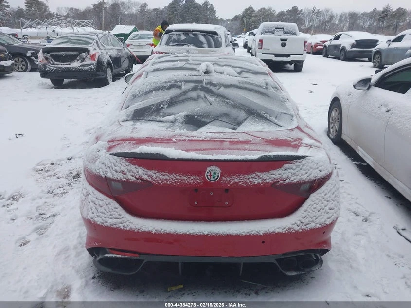 Alfa Romeo Giulia 2022 ALFA ROMEO GIULIA QUADRIFOGLIO RWD | Mobile.bg � ����������� 8