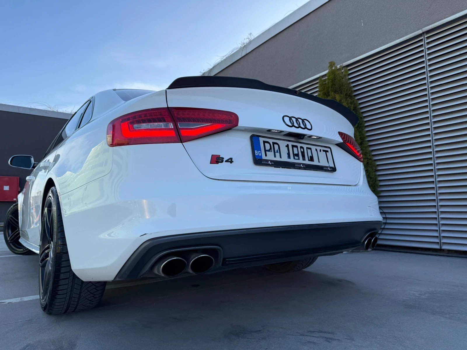 Audi S4 QUATTRO* PERF СЕДАЛКИ* КАРБОН* , снимка 8 - Автомобили и джипове - 53773775