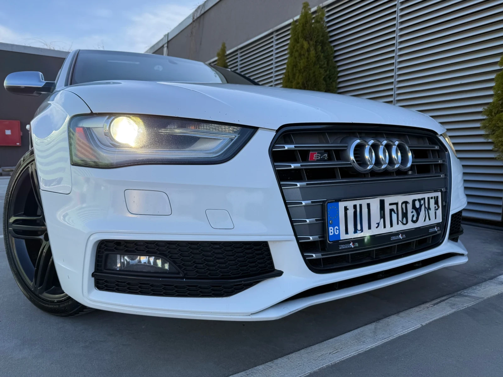 Audi S4 QUATTRO* PERF СЕДАЛКИ* КАРБОН* , снимка 3 - Автомобили и джипове - 53773775