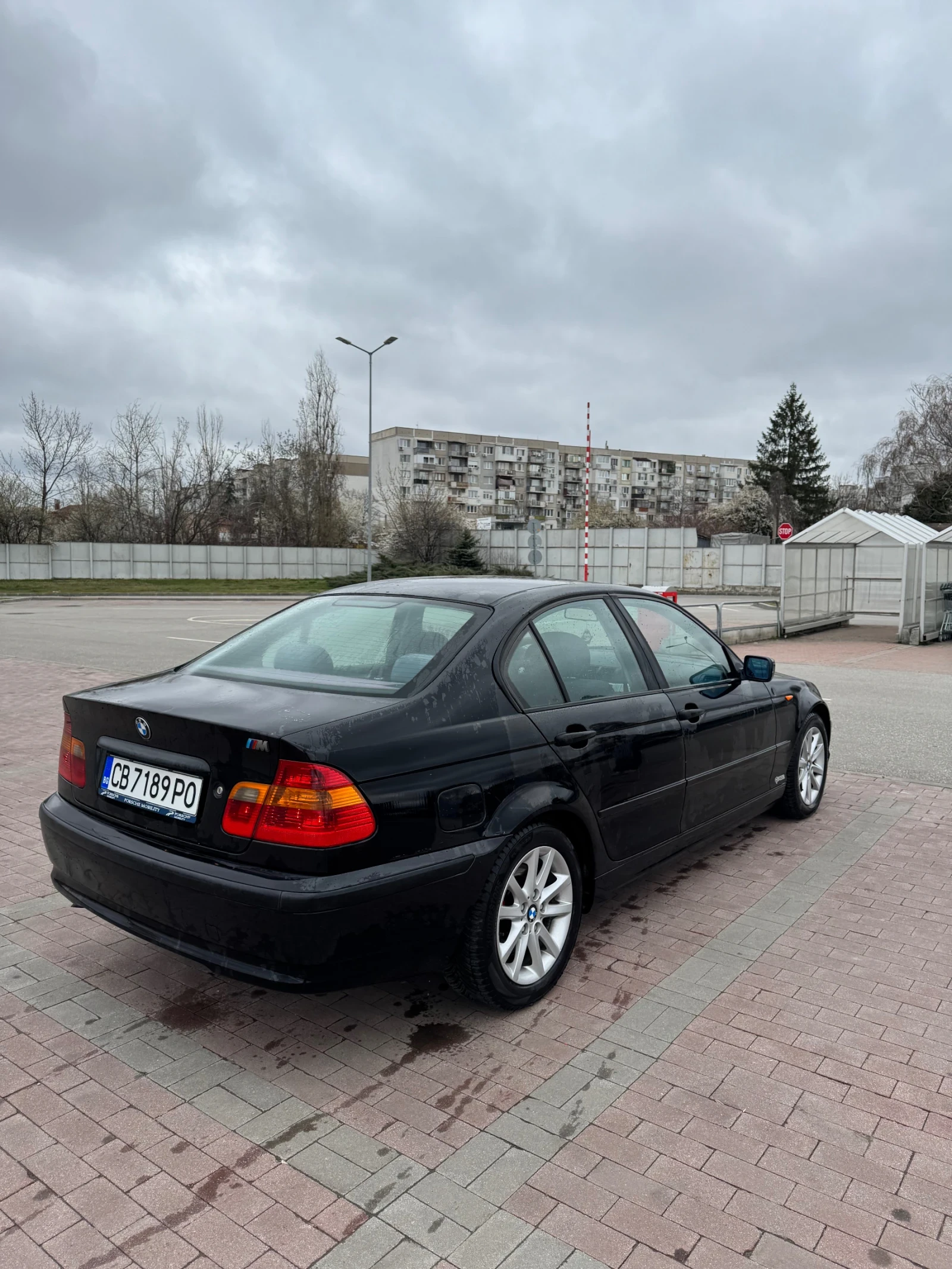 BMW 320, снимка 6 - Автомобили и джипове - 54096260
