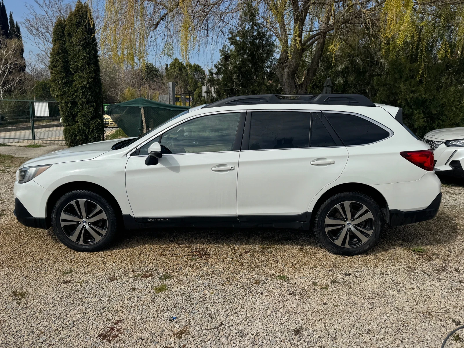 Subaru Outback Gaz, снимка 6 - Автомобили и джипове - 54191555