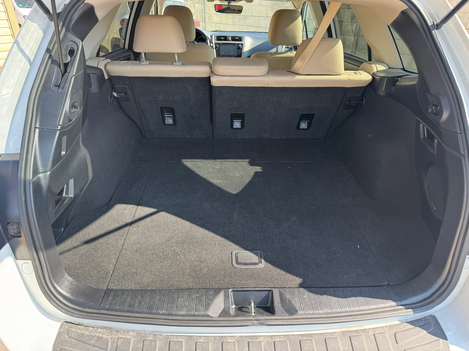 Subaru Outback Gaz, снимка 13 - Автомобили и джипове - 54191555