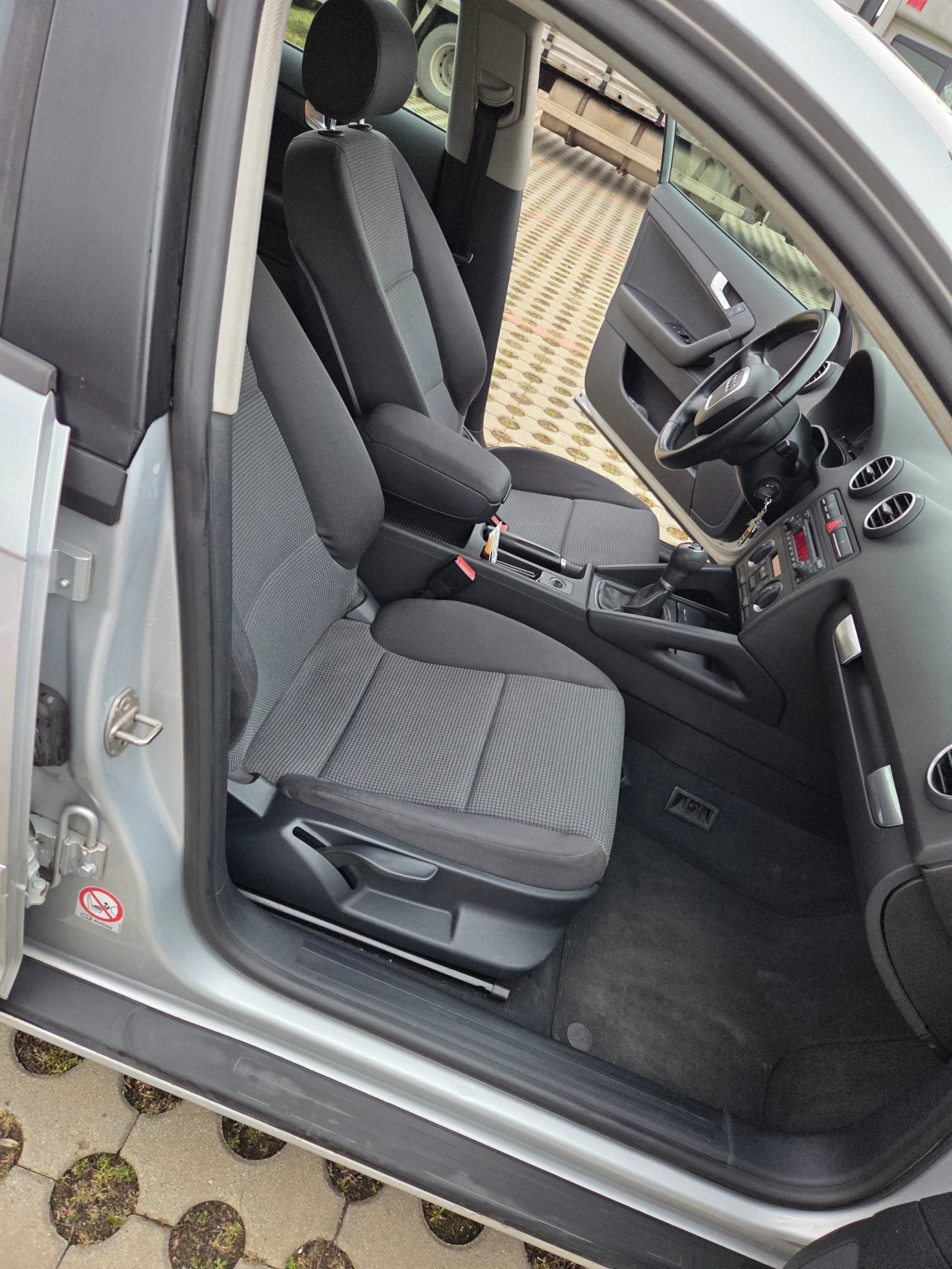 Audi A3 2.0 TDI, снимка 9 - Автомобили и джипове - 54341991