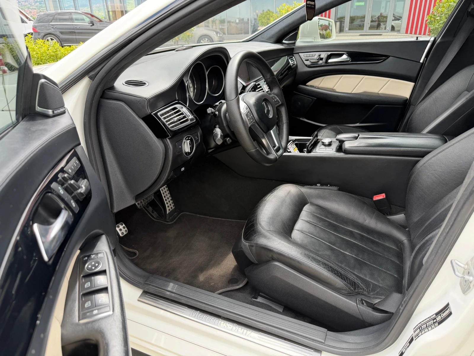 Mercedes-Benz CLS 350 Amg/FULL, снимка 9 - Автомобили и джипове - 54576136