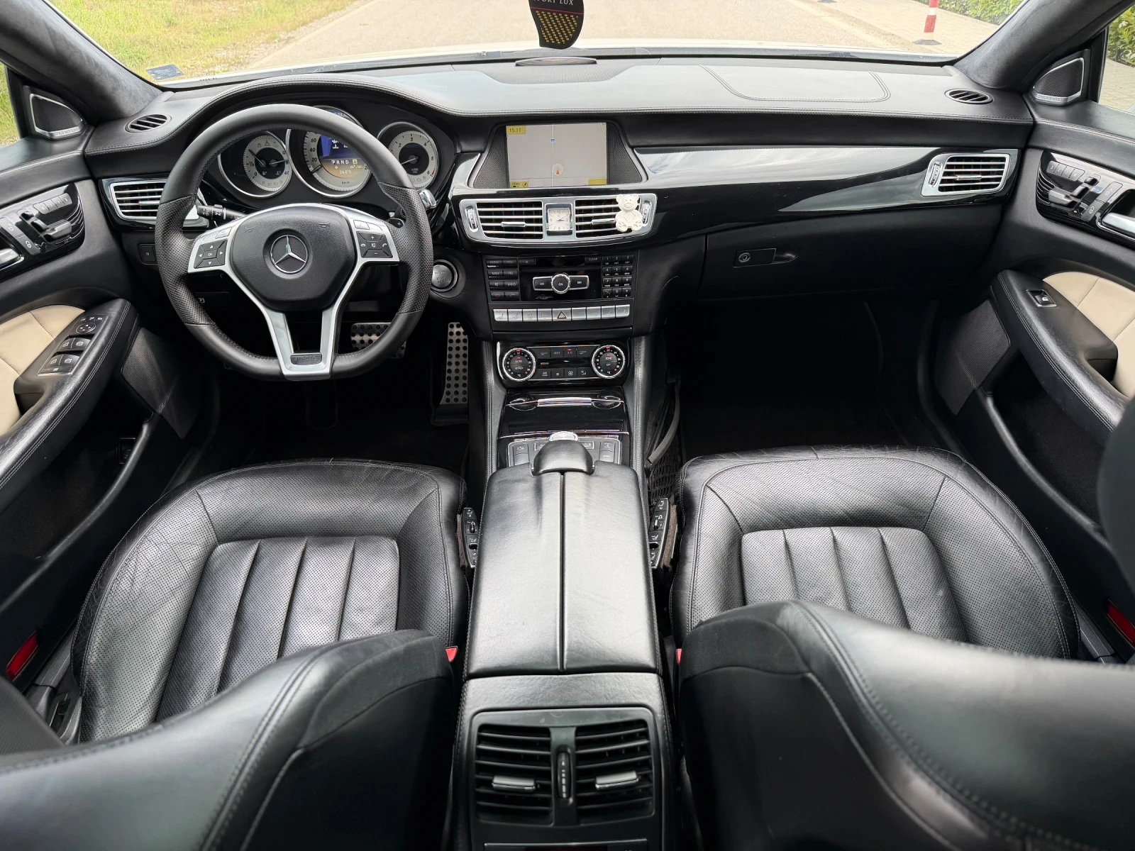 Mercedes-Benz CLS 350 Amg/FULL, снимка 10 - Автомобили и джипове - 54576136
