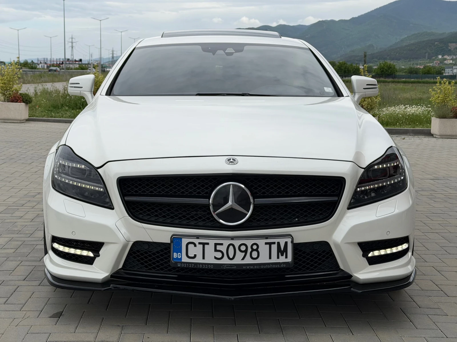 Mercedes-Benz CLS 350 Amg/FULL, снимка 2 - Автомобили и джипове - 54576136