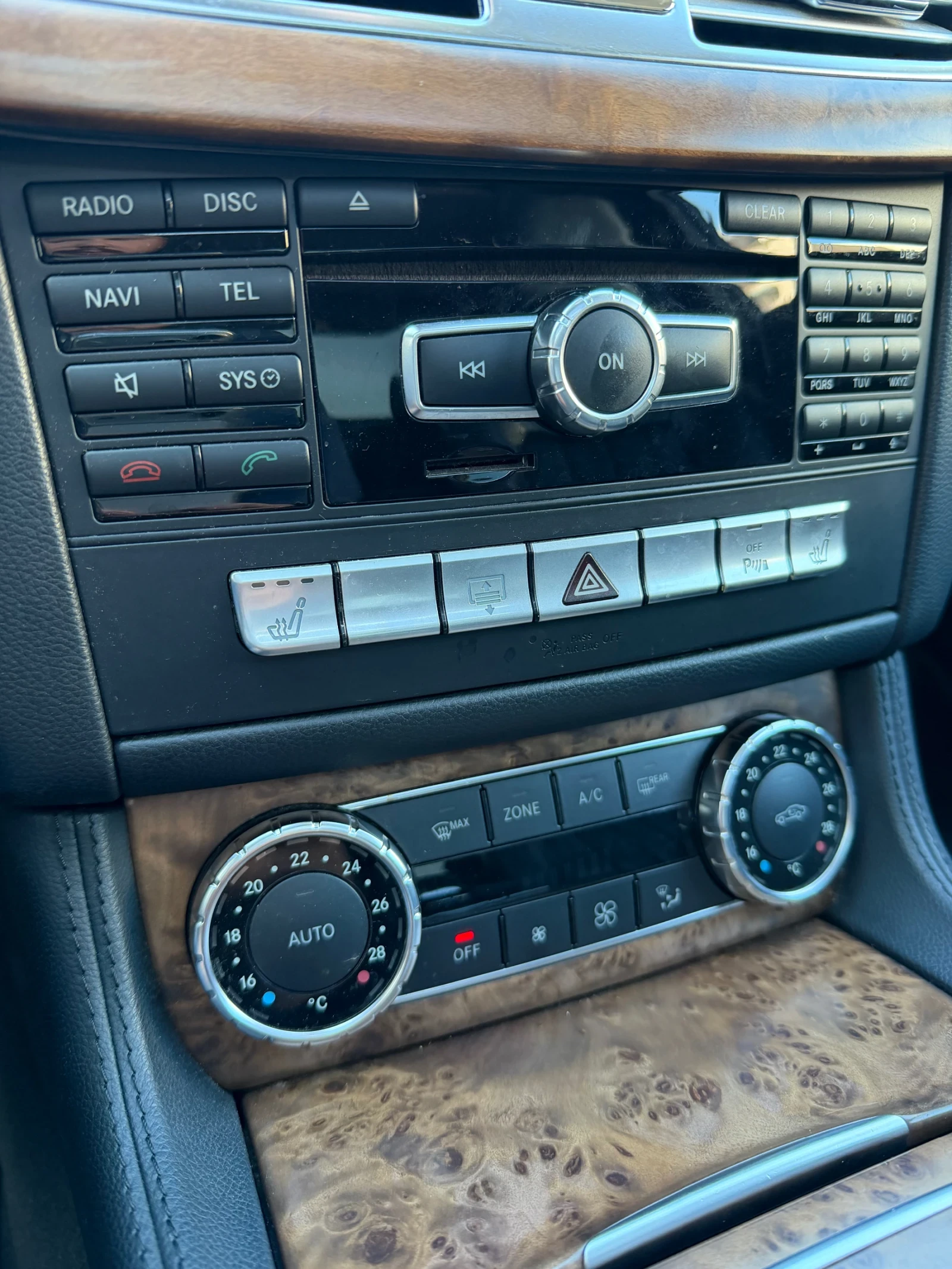 Mercedes-Benz CLS 350 Mercedes Benz CLS350CD? 4MATIC , снимка 12 - Автомобили и джипове - 54824930