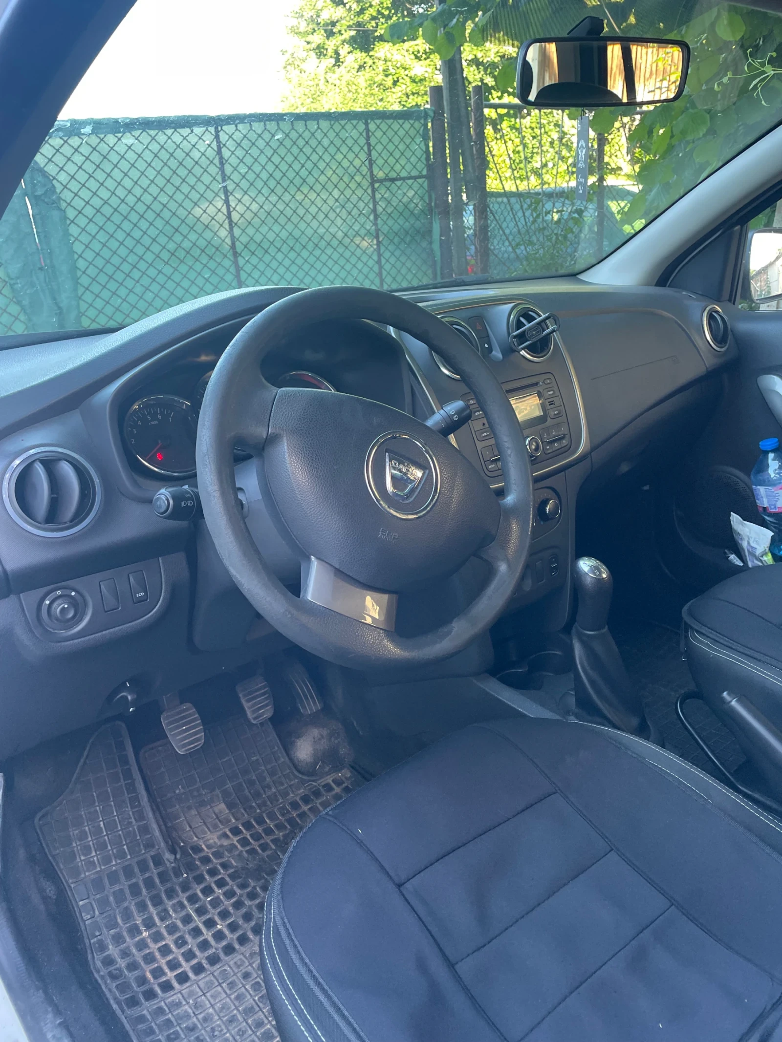 Dacia Logan, снимка 6 - Автомобили и джипове - 54932594
