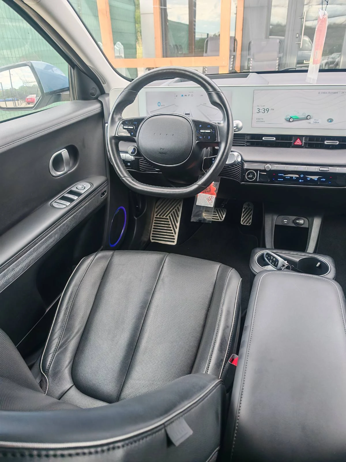 Hyundai Ioniq 5 72.6KWh/SOLAR/UNIQ/ГАРАНЦИЯ/SOH100%/360/HEADUP, снимка 12 - Автомобили и джипове - 55276244