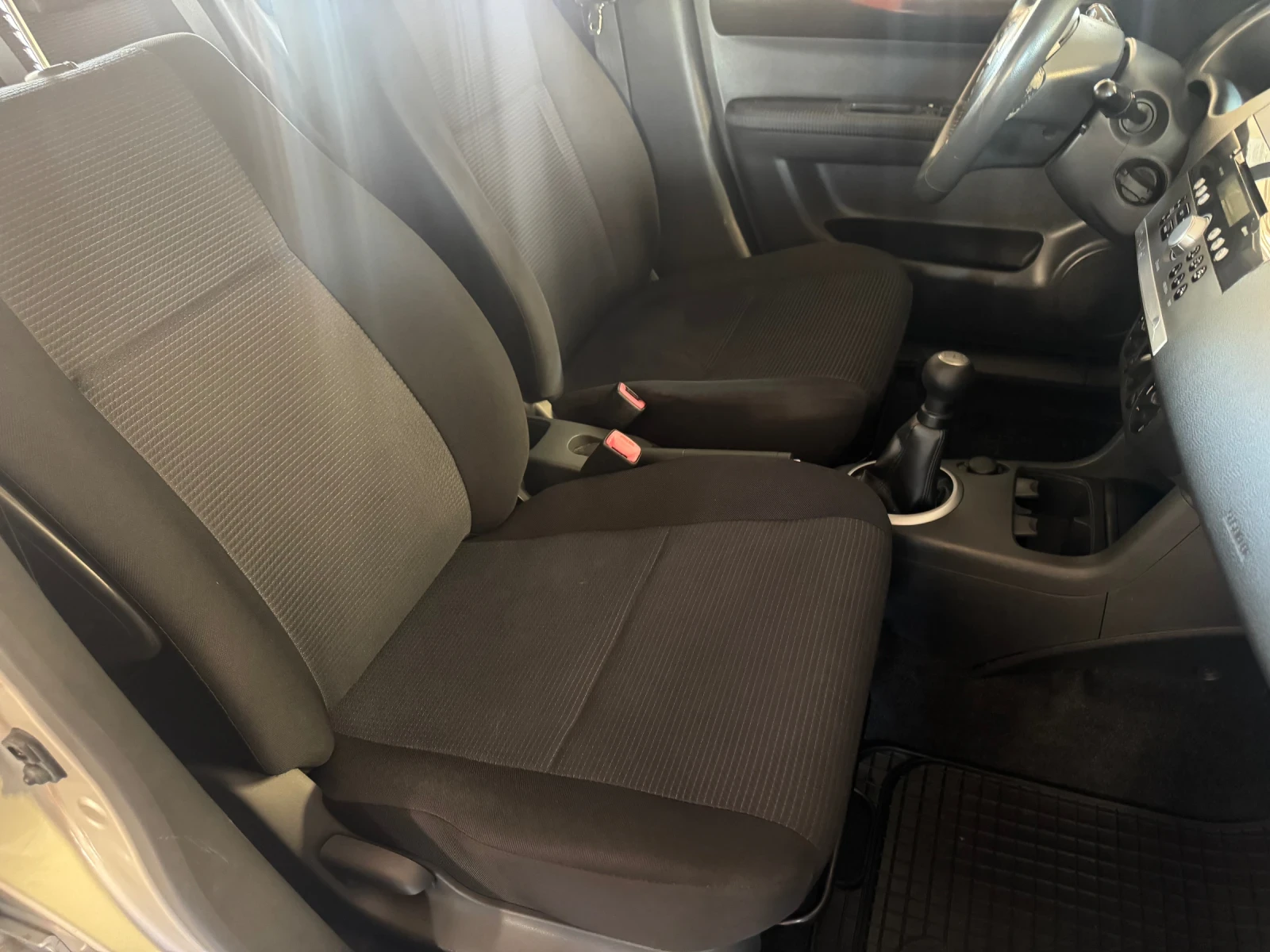 Suzuki Swift Климатик 4x4 Keyless Piz Sulai, снимка 10 - Автомобили и джипове - 55303849