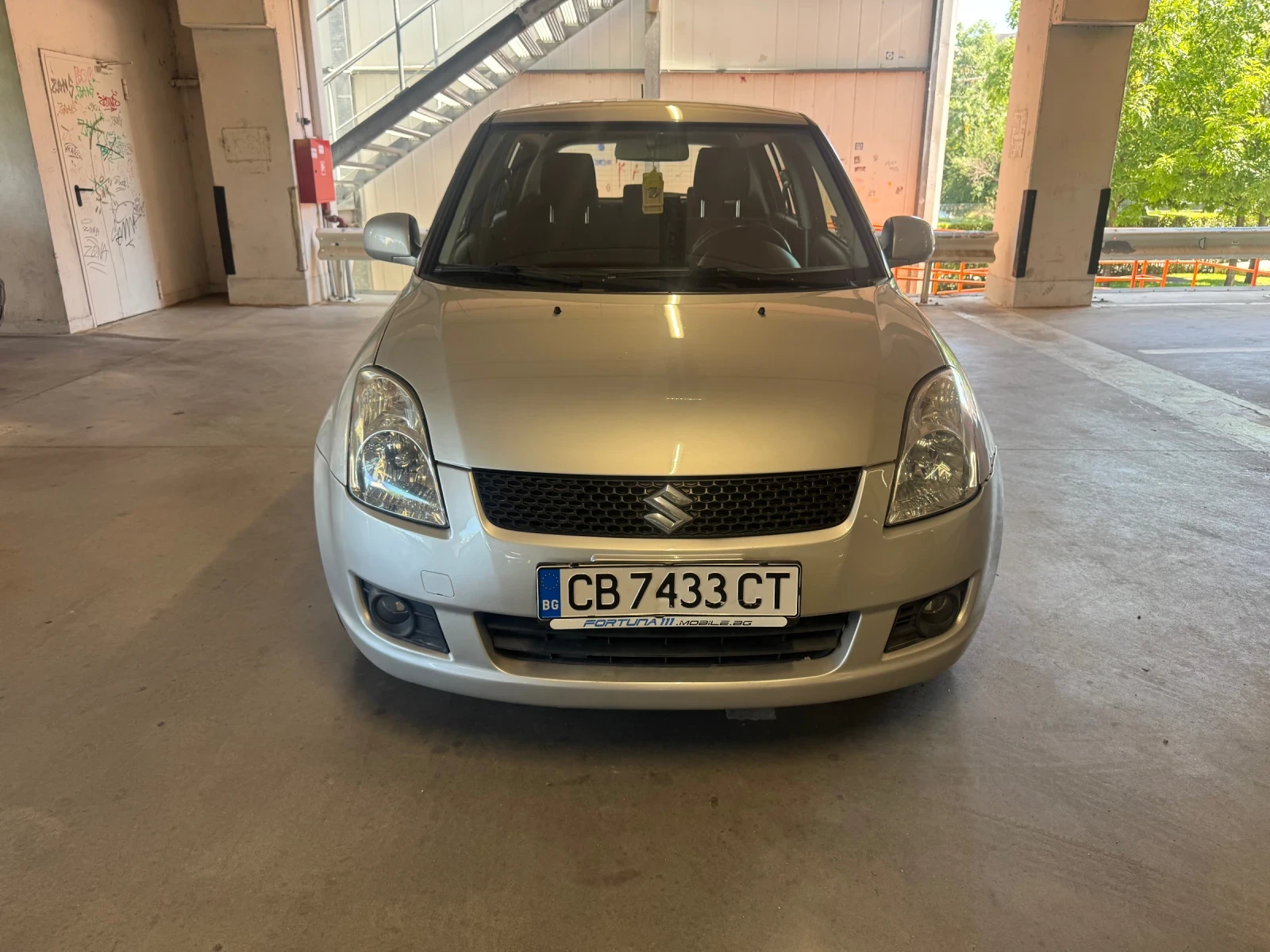 Suzuki Swift Климатик 4x4 Keyless Piz Sulai, снимка 2 - Автомобили и джипове - 55303849