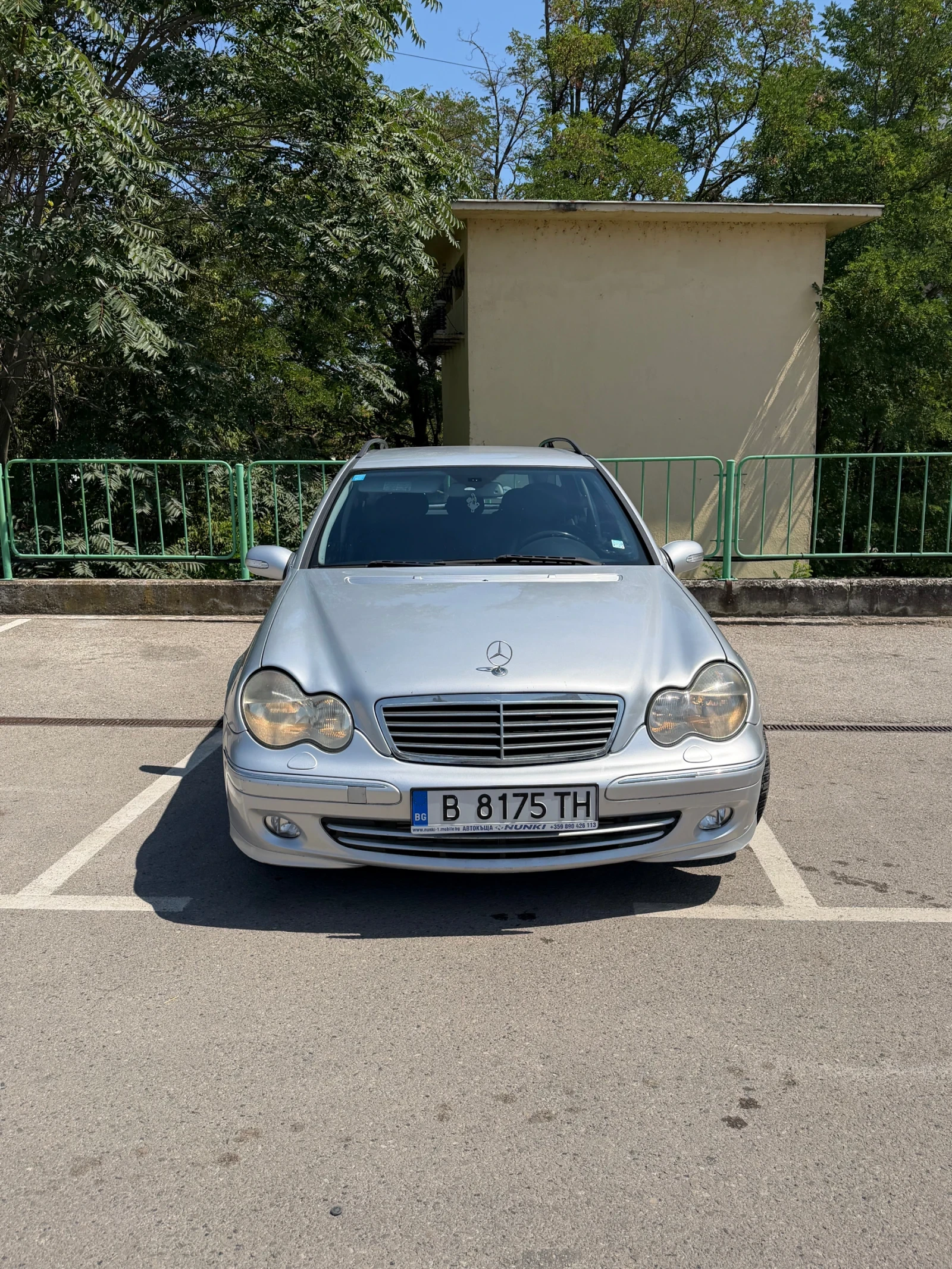 Mercedes-Benz C 220