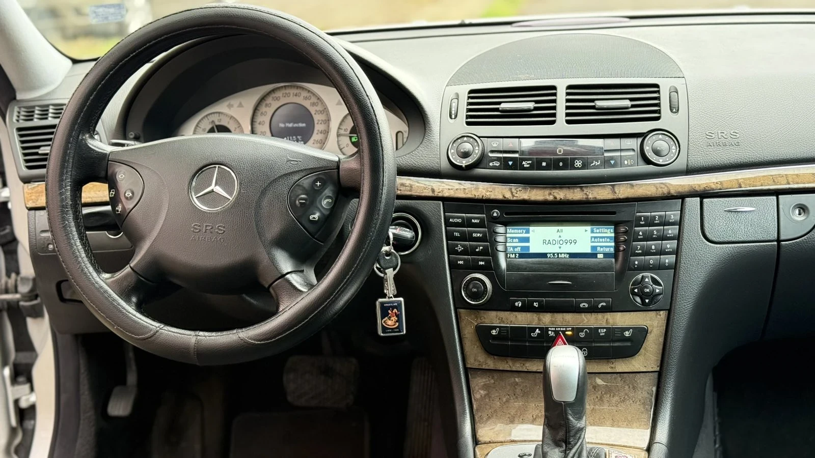 Mercedes-Benz E 280 3.2, снимка 7 - Автомобили и джипове - 56127809