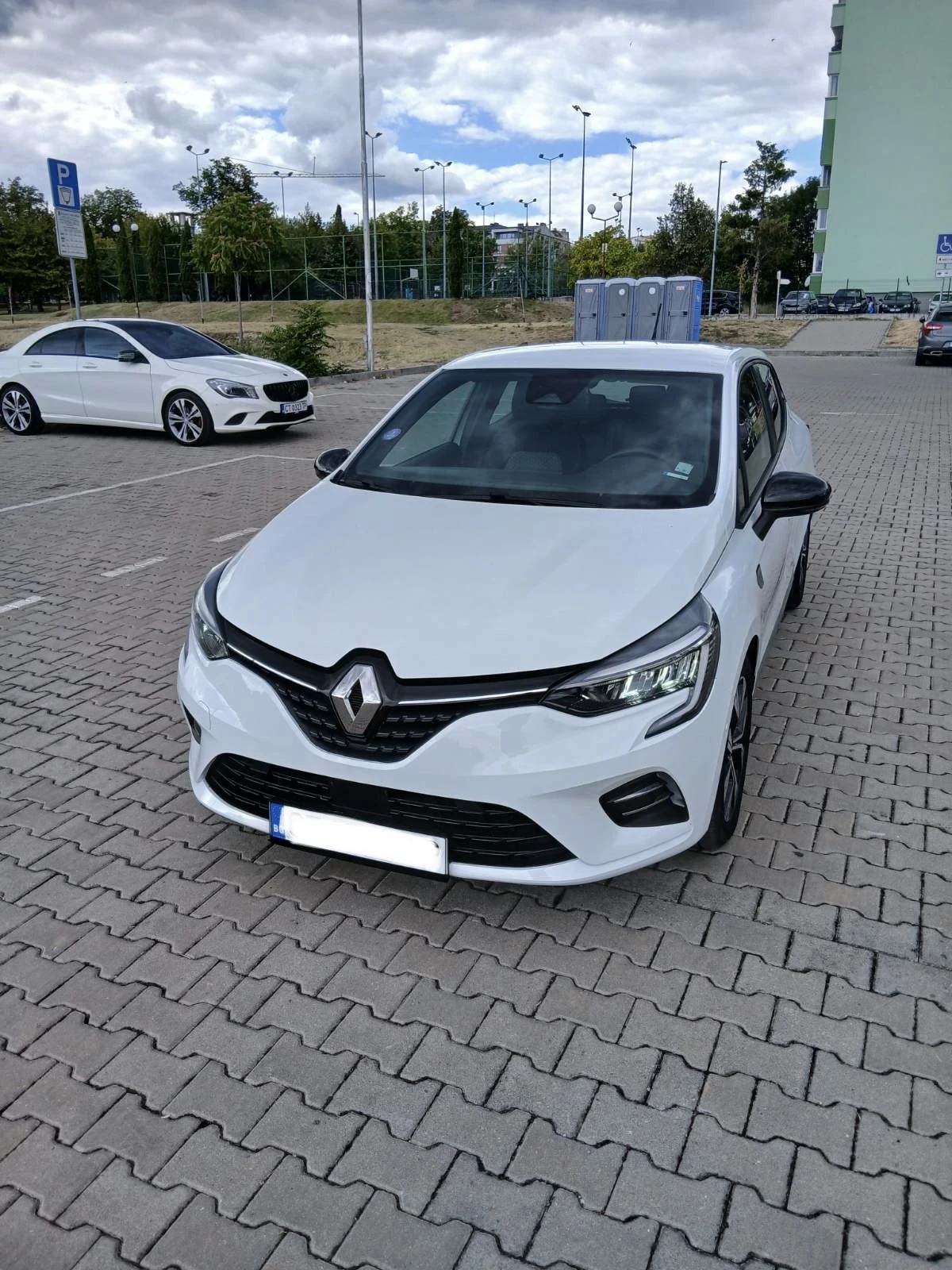 Renault Clio, снимка 2 - Автомобили и джипове - 56205391