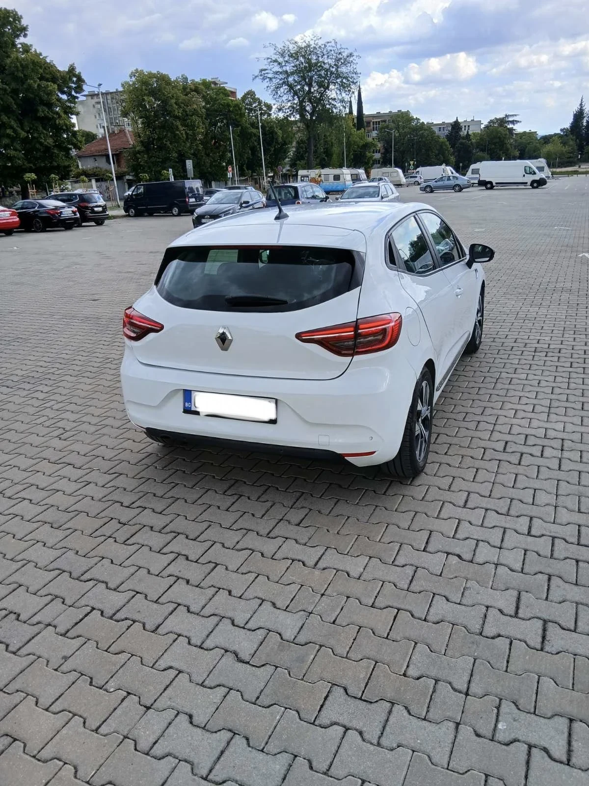 Renault Clio, снимка 8 - Автомобили и джипове - 56205391