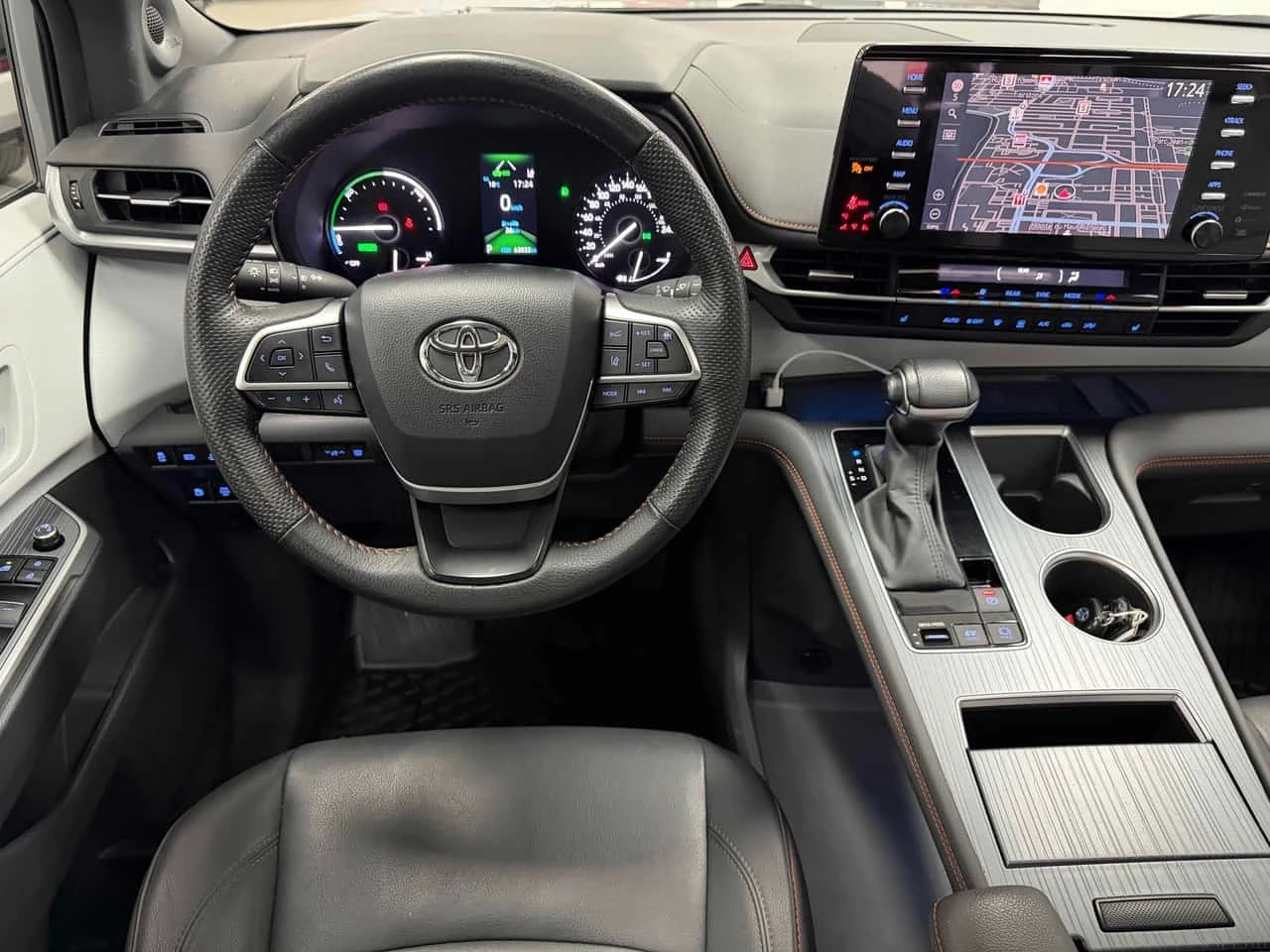 Toyota Sienna XSE 7 Passenger AWD  CARFAX | Mobile.bg � ����������� 8