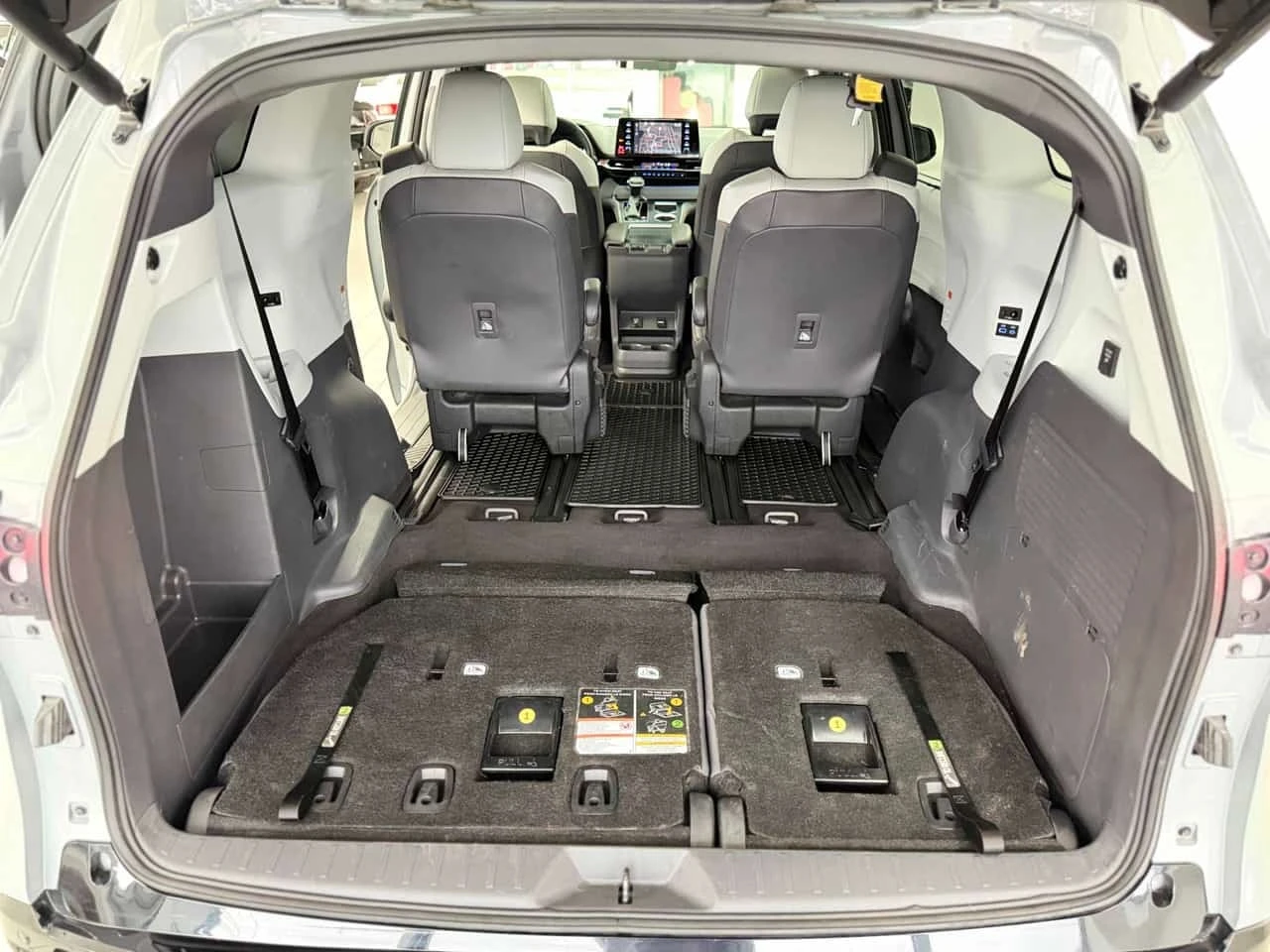 Toyota Sienna XSE 7 Passenger AWD  CARFAX | Mobile.bg � ����������� 13