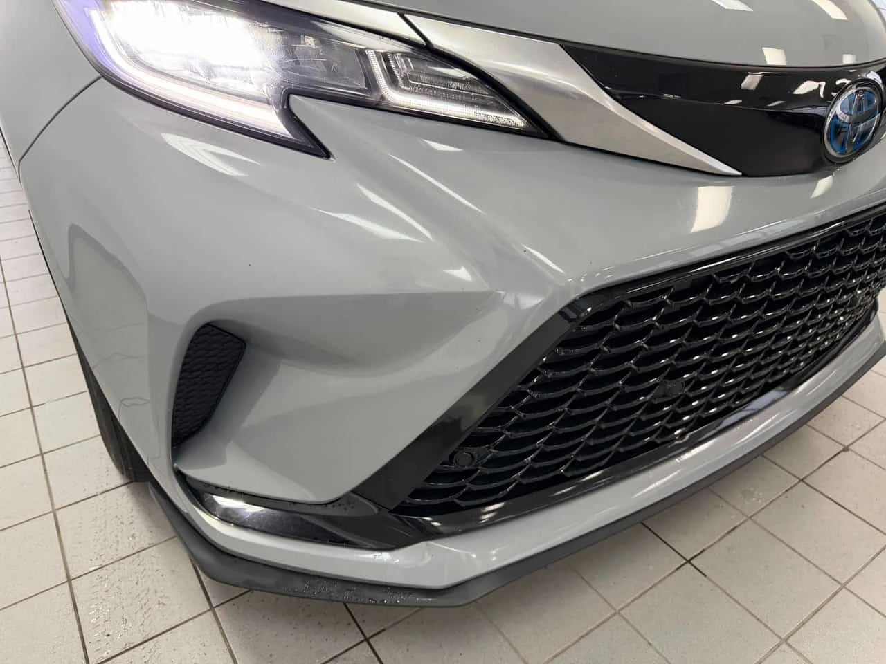 Toyota Sienna XSE 7 Passenger AWD  CARFAX | Mobile.bg � ����������� 15