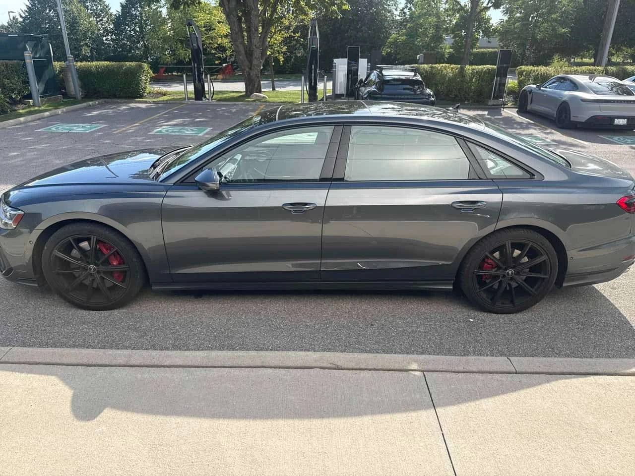 Audi S8 L | CARFAX | ��������������� | Mobile.bg � ����������� 3