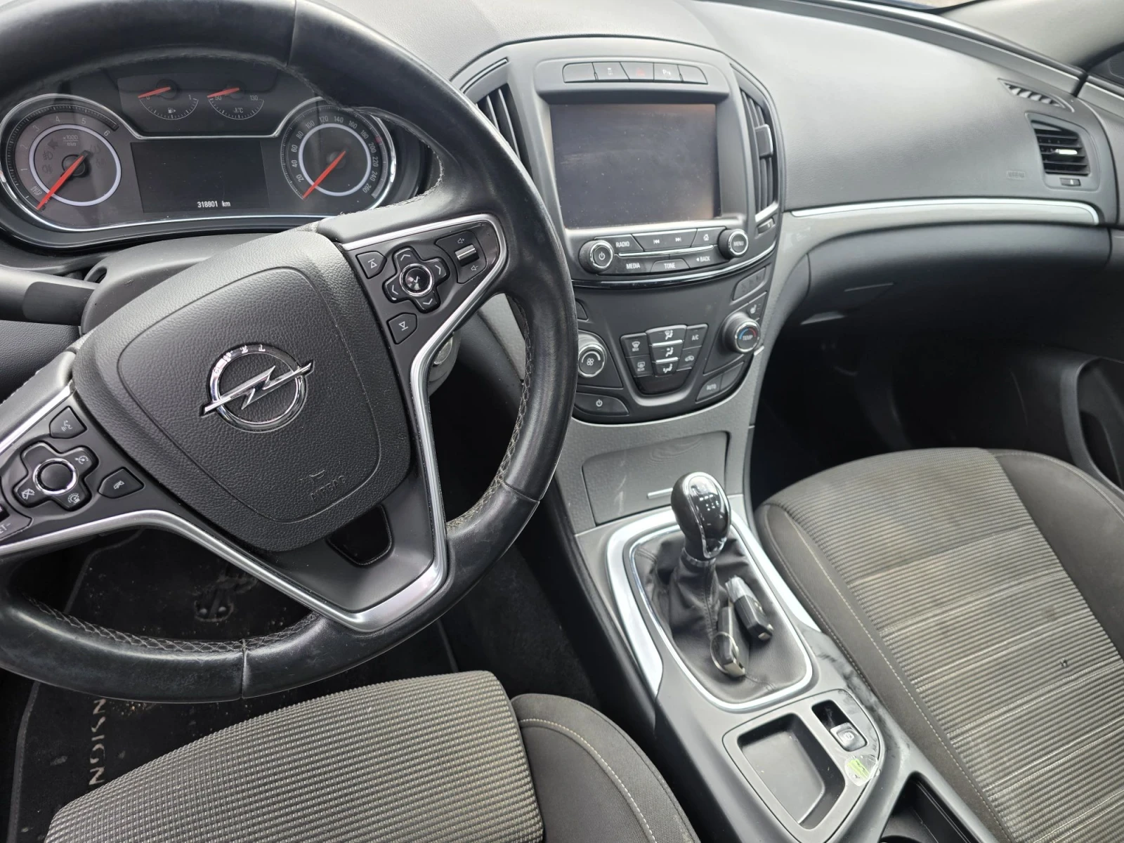 Opel Insignia 2.0 DTE, снимка 10 - Автомобили и джипове - 56461282