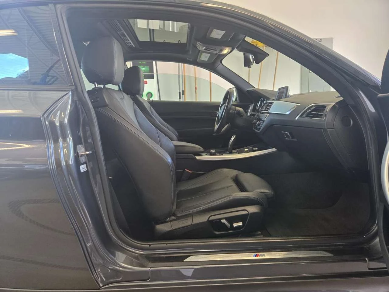 BMW 230 230i / 2.0L / X-DRIVE / M-SPORT / CUIR / CAMERA /  | Mobile.bg � ����������� 16