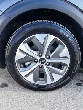 Kia Niro 204k.c.64kwh, снимка 9