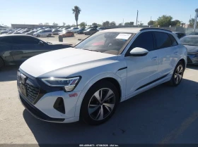 Audi Q8 E-Tron Premium Quattro, снимка 2
