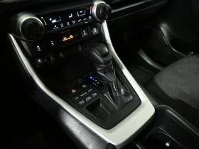 Toyota Rav4 LE AWD* ПОДГРЕВ* КАМЕРА* М.ТОЧКА* KEYLESS  | Auto.bg — изображение 16