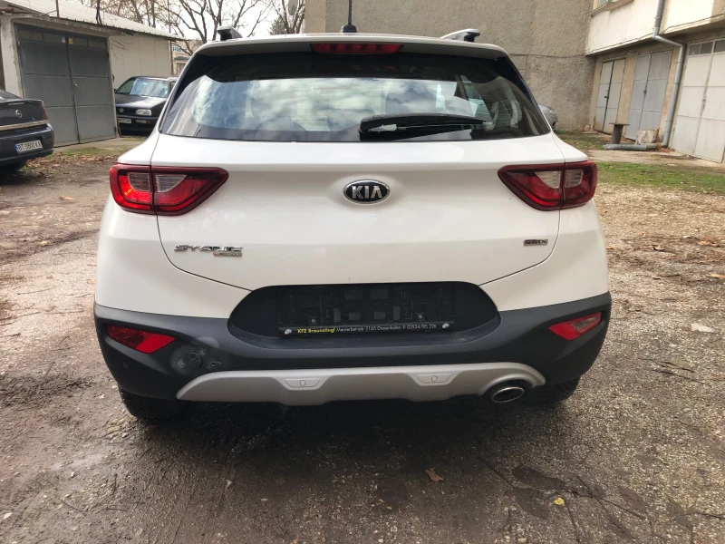 Kia Stonic 1.6crdi EDITION , снимка 6 - Автомобили и джипове - 48168337