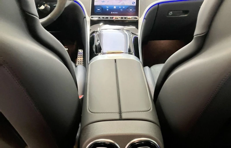 Mercedes-Benz GLC 63 AMG S* E-PERFOR* COUPE* 4M* PANO* HEAD-UP* BURM-3D* DI, снимка 12 - Автомобили и джипове - 51997346