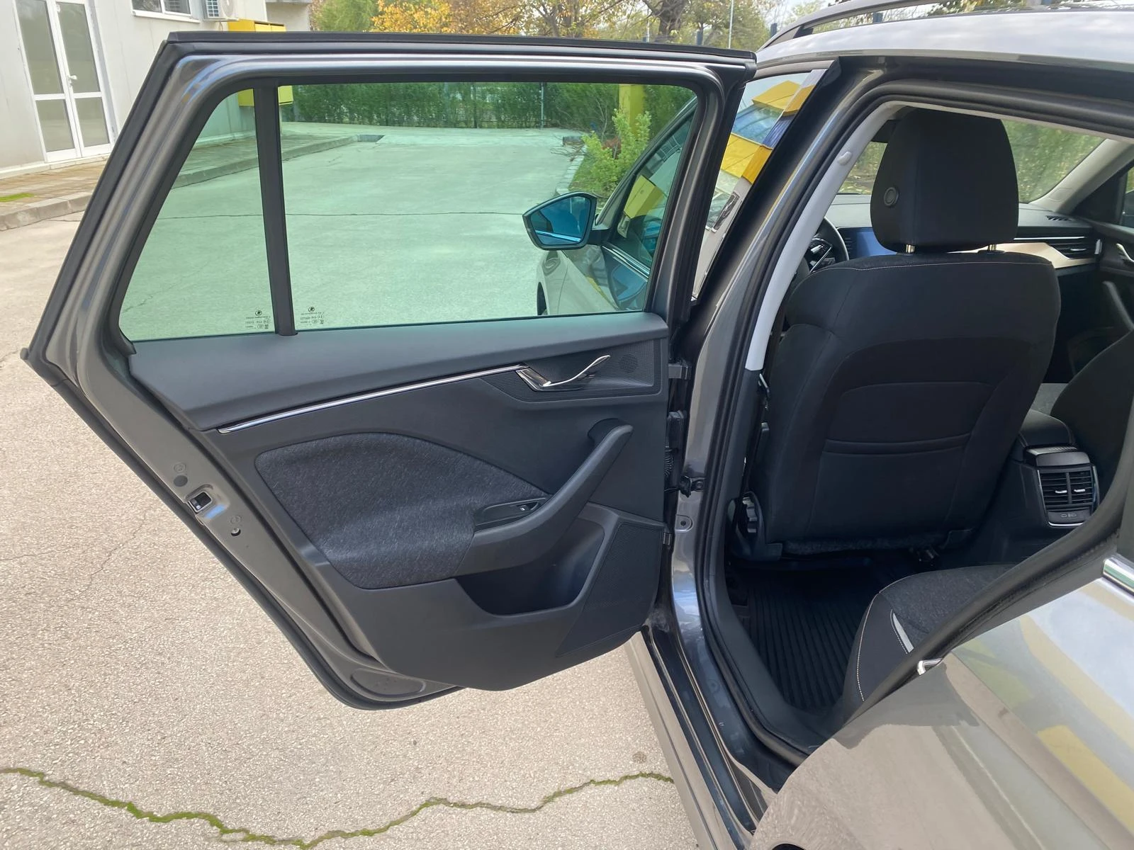 Skoda Kamiq Vision - изображение 8