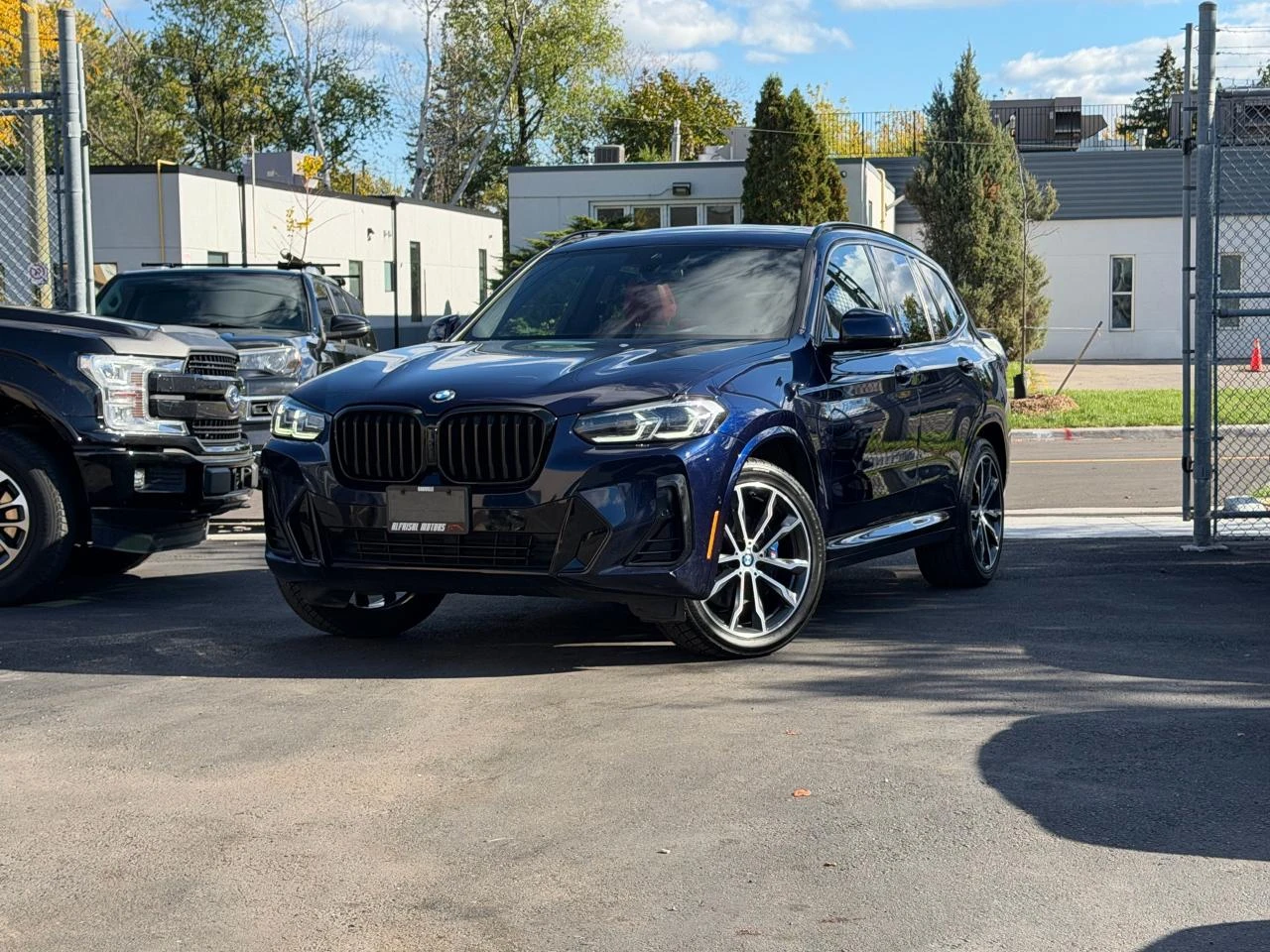BMW X3 30i xDrive / M-Sport / PANO / RED INTERIOR | Mobile.bg   1
