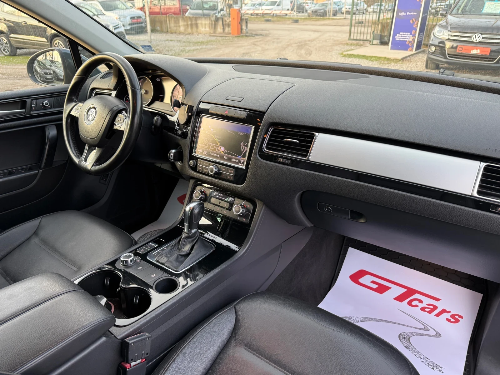 VW Touareg 3.0TDI/245ps, снимка 15 - Автомобили и джипове - 53712901
