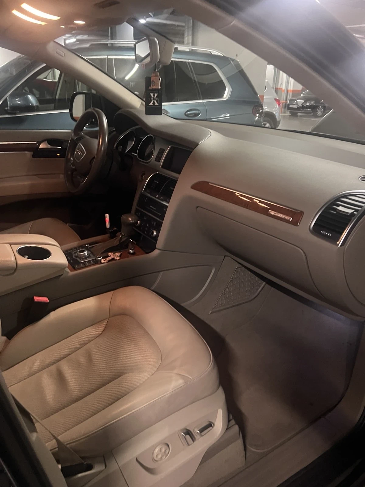 Audi Q7 3 TDI, 7 местен, снимка 8 - Автомобили и джипове - 53738505