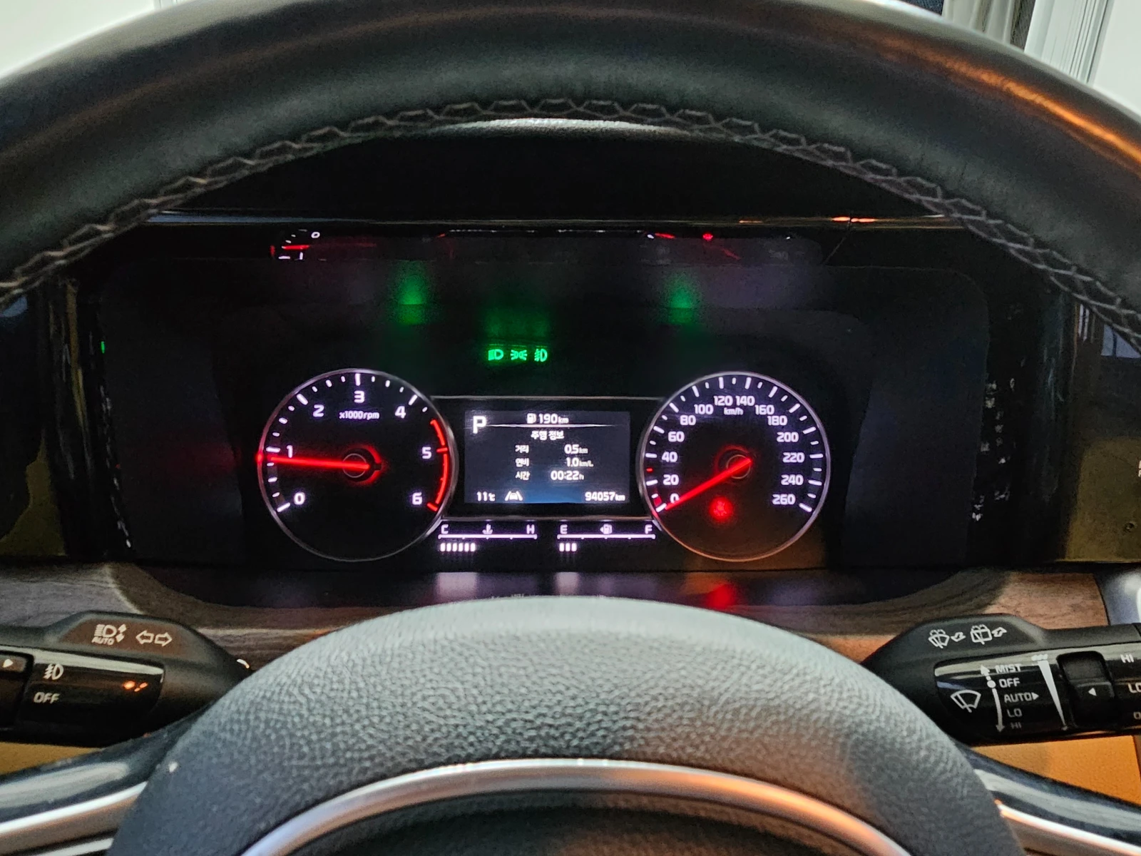 Kia Sorento Гаранция до 2г., Автосервиз, Резервни части сигурн, снимка 13 - Автомобили и джипове - 53936659