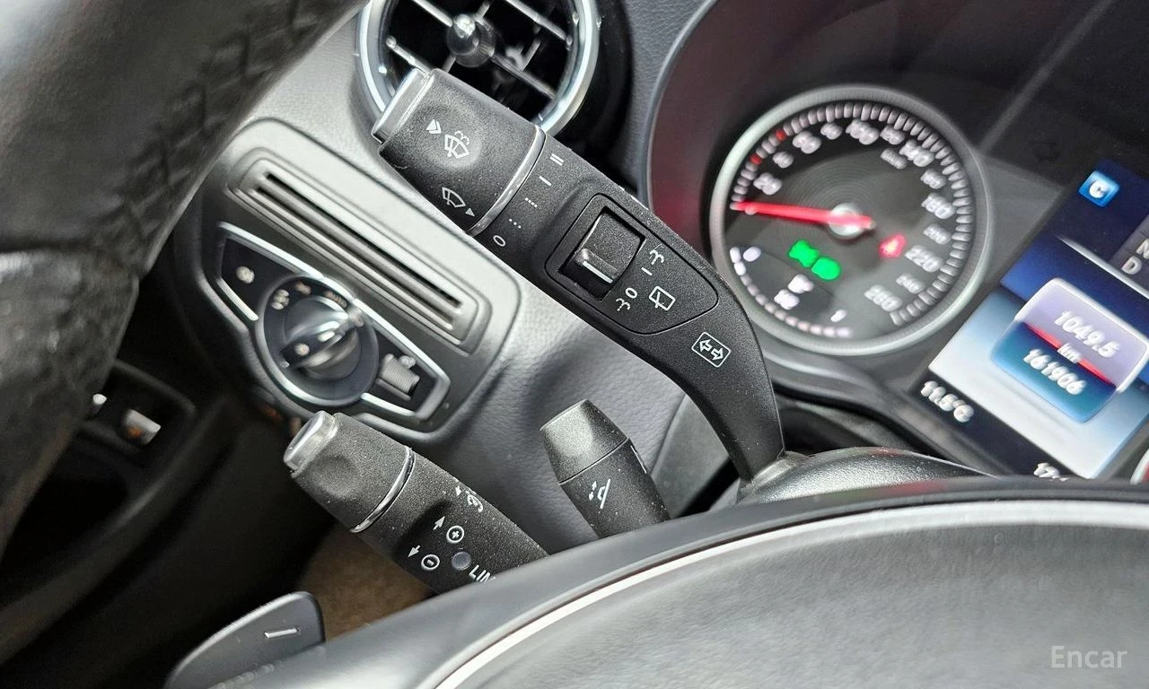 Mercedes-Benz GLC 350 e 4MATIC, снимка 16 - Автомобили и джипове - 54329881