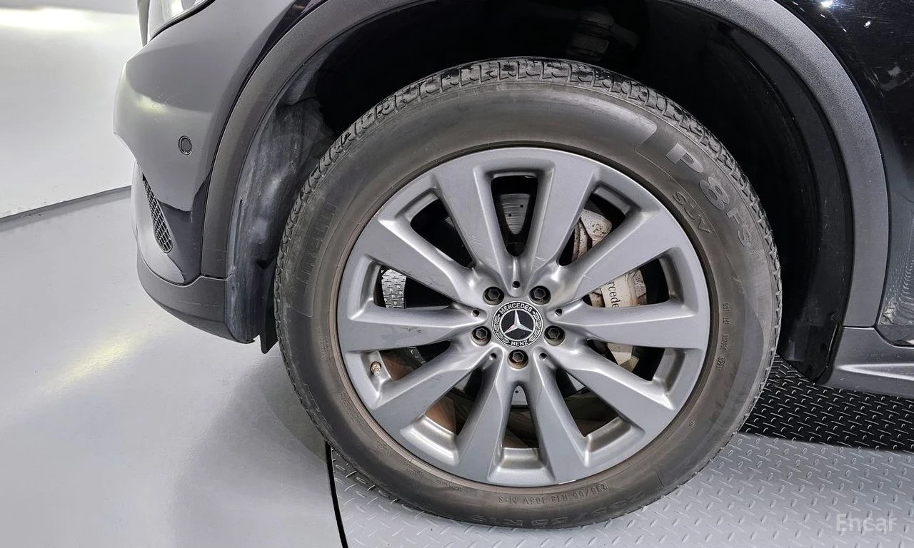 Mercedes-Benz GLC 350 e 4MATIC, снимка 5 - Автомобили и джипове - 54329881