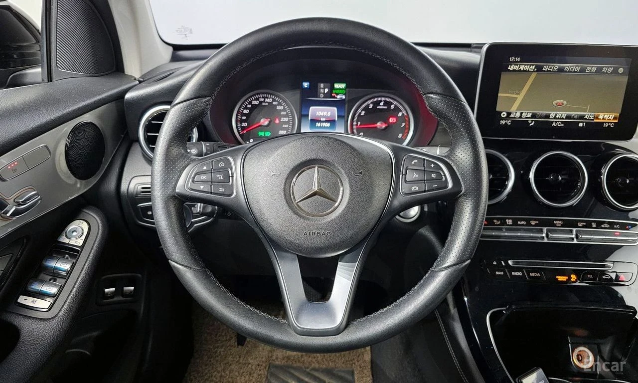 Mercedes-Benz GLC 350 e 4MATIC, снимка 12 - Автомобили и джипове - 54329881
