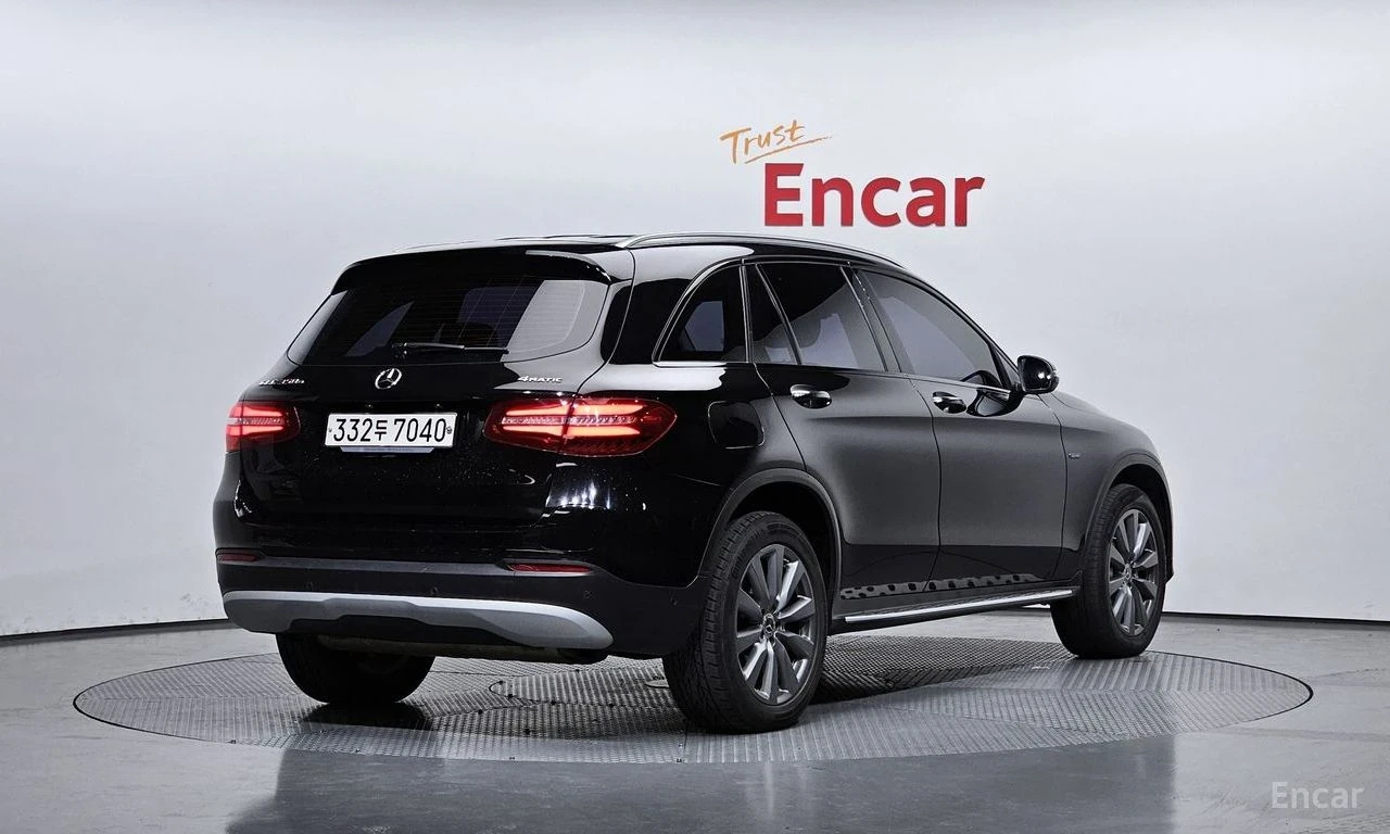 Mercedes-Benz GLC 350 e 4MATIC, снимка 2 - Автомобили и джипове - 54329881