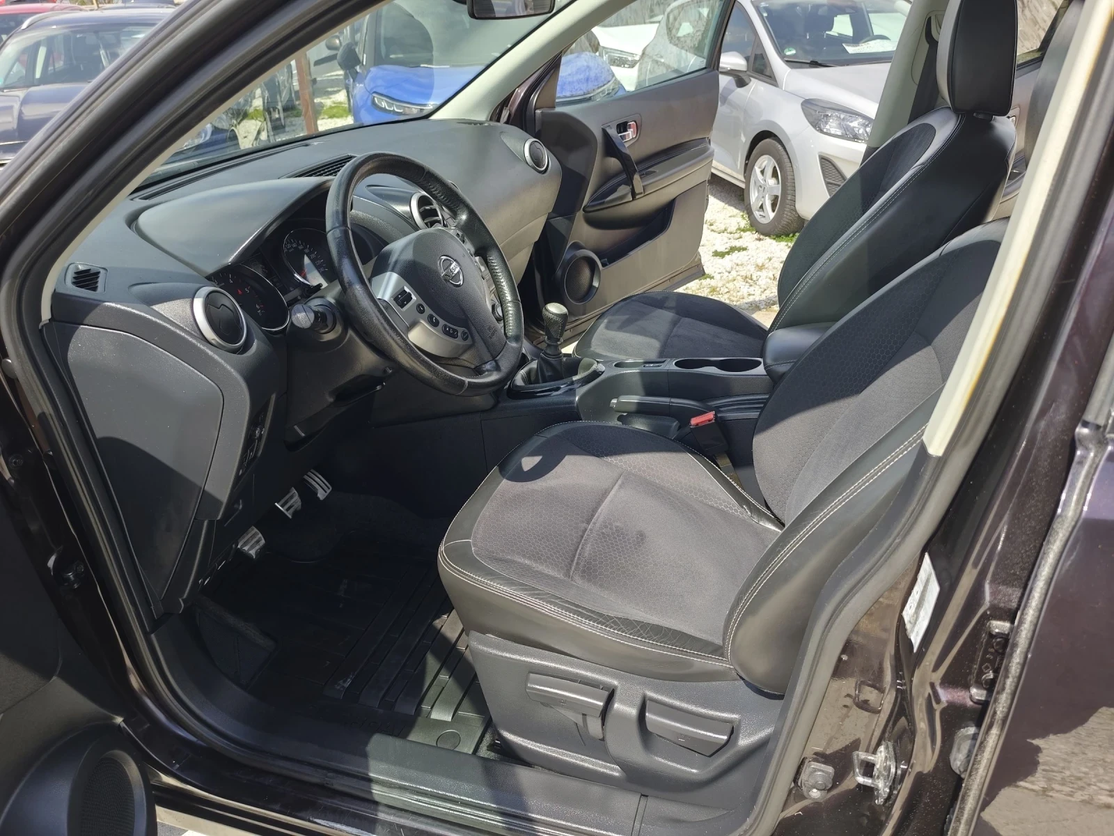 Nissan Qashqai Кожа, панорама, навигация , снимка 7 - Автомобили и джипове - 54751550