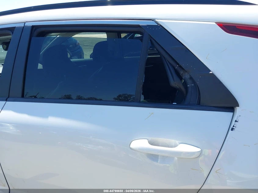 Kia Niro Ev Wind, снимка 6 - Автомобили и джипове - 54903039