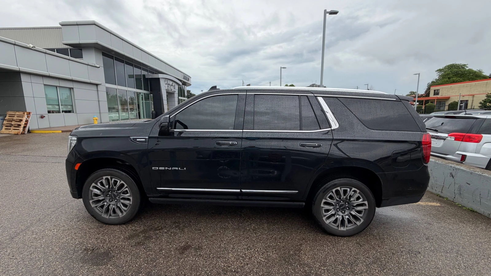 Gmc Yukon Denali Ultimate* Дизел* ВСИЧКИ ЕКСТРИ FULL!!!, снимка 4 - Автомобили и джипове - 55012306