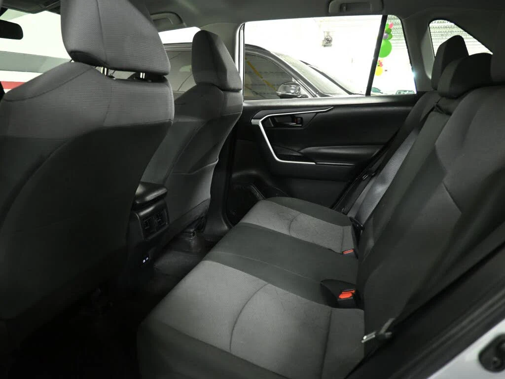 Toyota Rav4 LE AWD* ПОДГРЕВ* КАМЕРА* М.ТОЧКА* KEYLESS , снимка 17 - Автомобили и джипове - 55093724