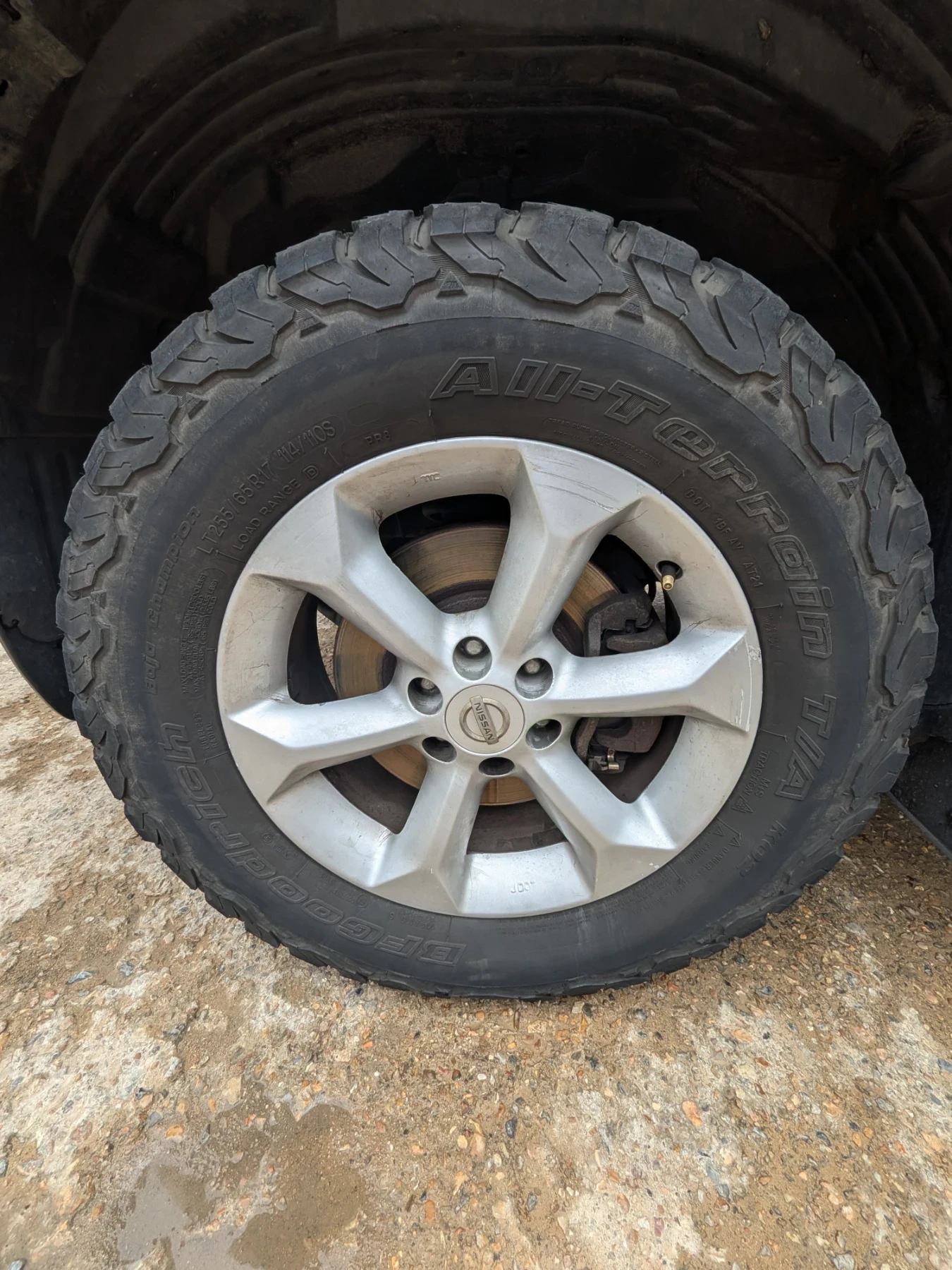 Nissan Navara Aventura , снимка 12 - Автомобили и джипове - 55298274