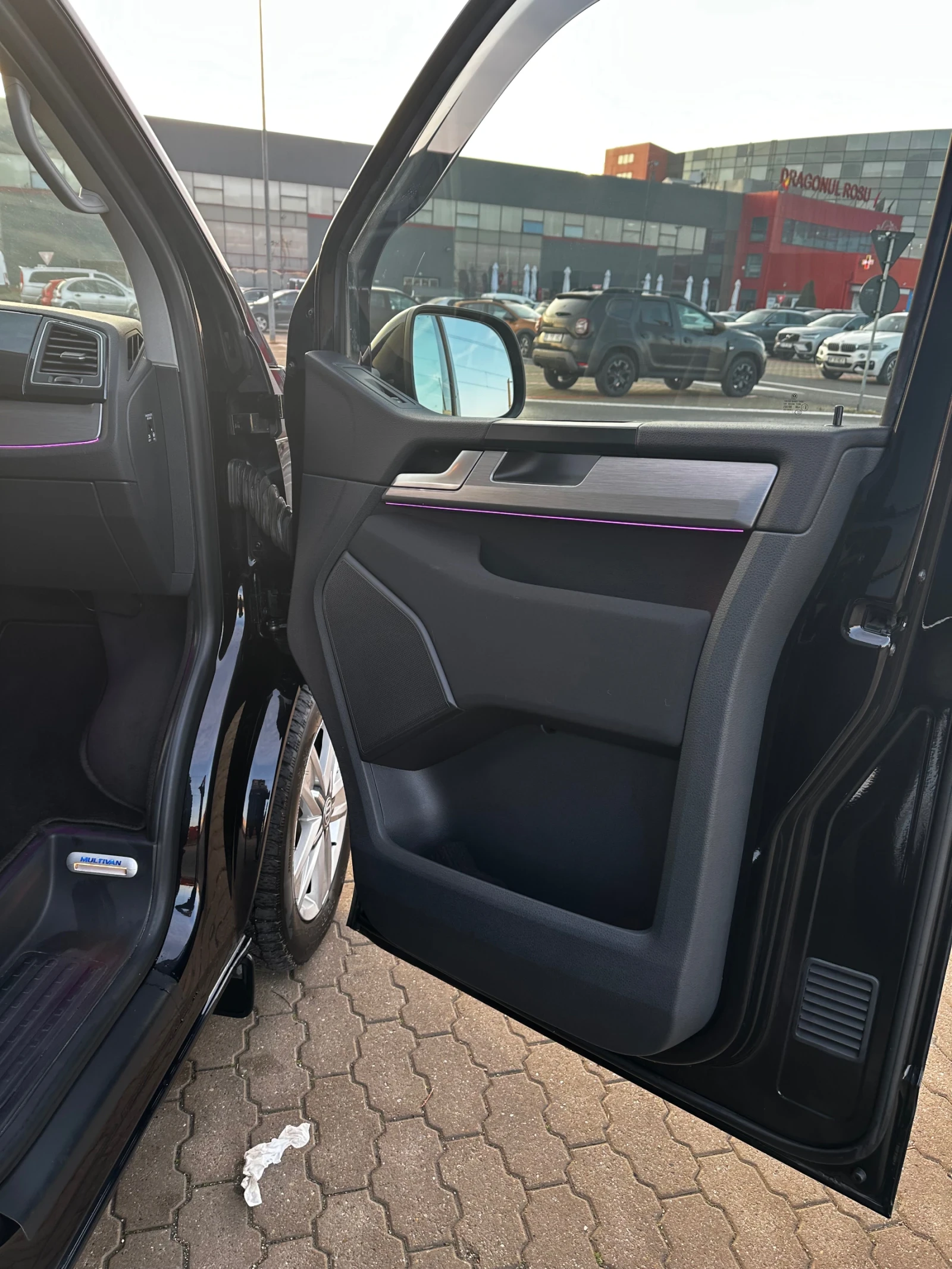 VW Multivan 4MOTION* FULL* DSG*  - изображение 8