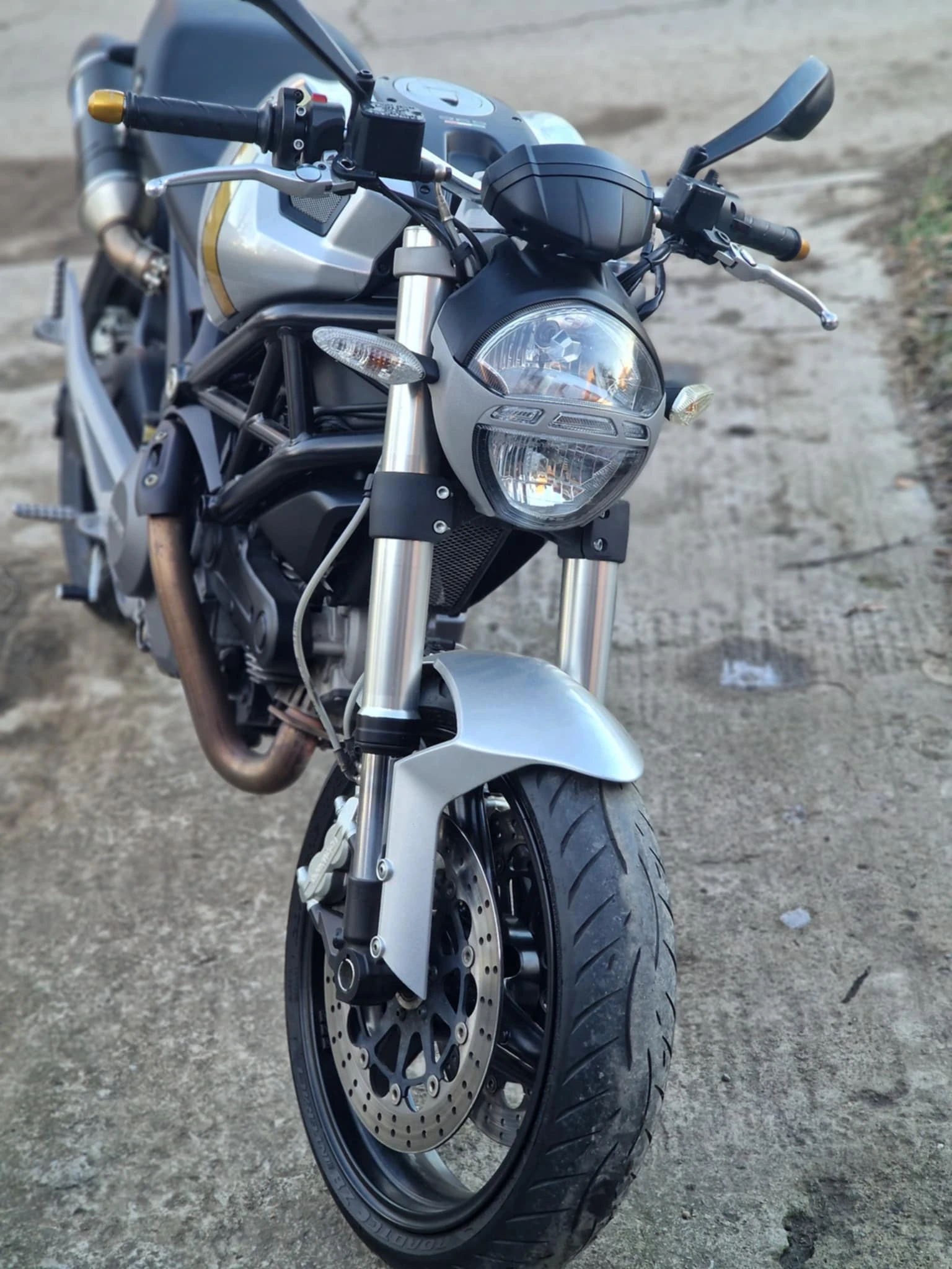 Ducati Monster 696 С ПЛАТЕНО МИТО И ДДС - изображение 3