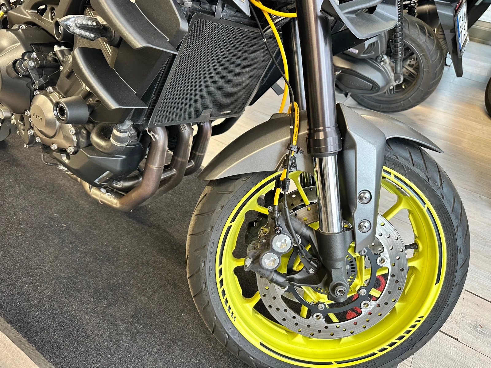 Yamaha Mt-09 ABS 05.2018г., снимка 7 - Мотоциклети и мототехника - 56164180
