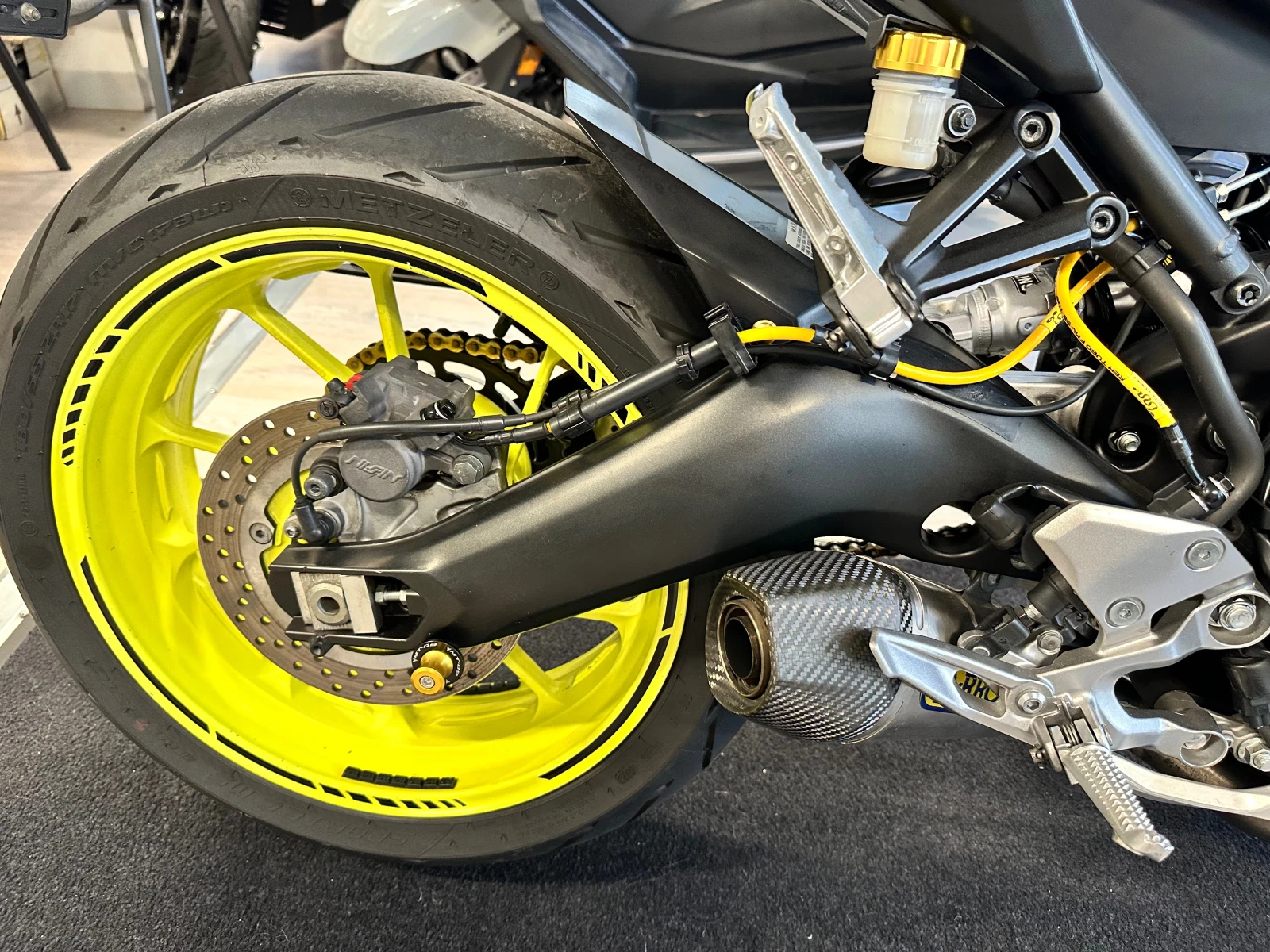 Yamaha Mt-09 ABS 05.2018г., снимка 8 - Мотоциклети и мототехника - 56164180