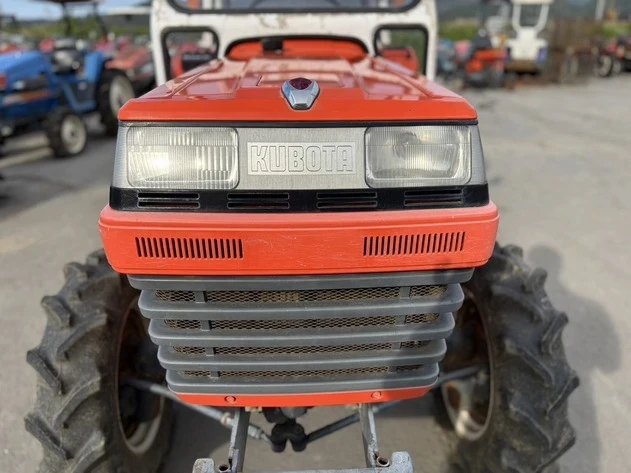 Трактор Kubota L255, снимка 13 - Селскостопанска техника - 55929781